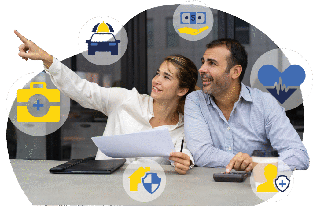 socios-de-negocios-alegres-discutiendo-inversion-inmobiliaria